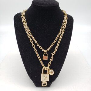 Authentic Louis Vuitton Lock & Key W/ Unbranded Stainless Steel Gold Heart Chain